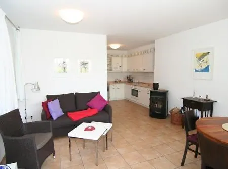 Ferienwohnung I Stortebekerstr.13 * Zingst
